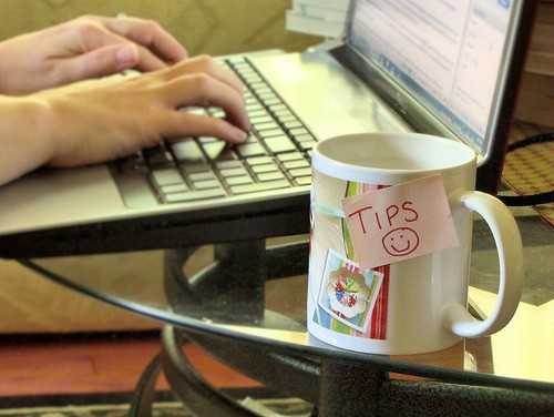 Show a little blogger love? by lisaclarke Blogging Tips photo