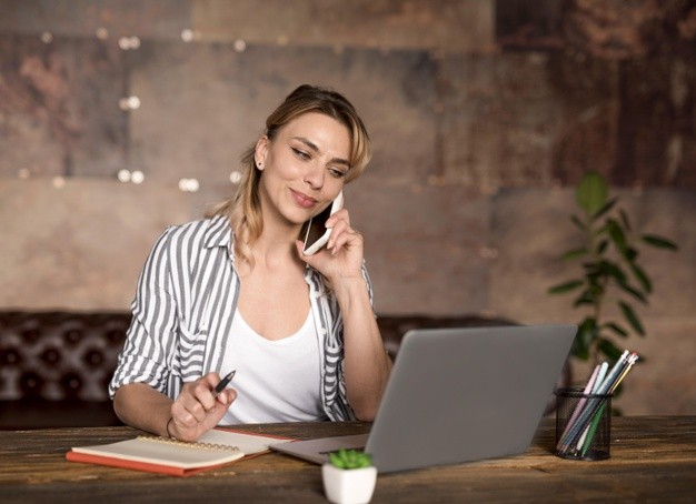 Work from Home Tips: How to Start a Successful Virtual Assistant Business 
  