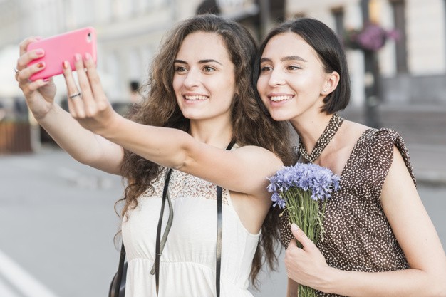 6 Tips on How to Sell Videos Online