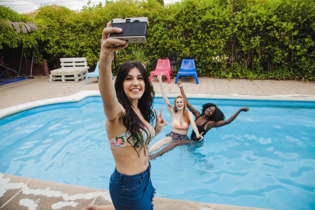 Work From Home: Advantages and Tips