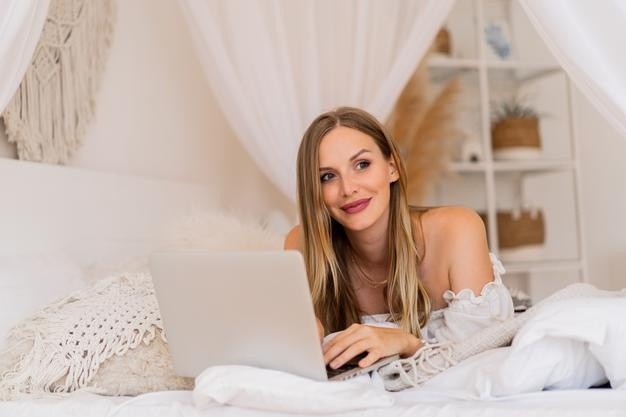 Work from Home: 6 Profitable Side Jobs to Make Money Online in 2023


