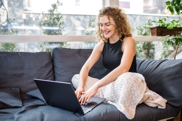 Top 7 Search Engines in 2023 (Advantages and Future)
