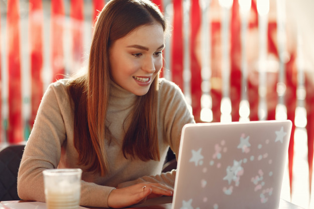 Small Business Marketing Strategy: 7 Tips and Tricks for 2024
