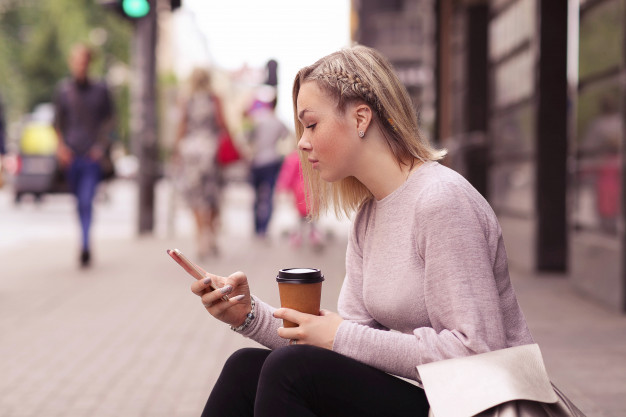 Voice Search: 9 Tips to Boost Your SEO Strategy 
