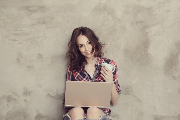 Retargeting Ads Tips to Boost Traffic and Sales 


