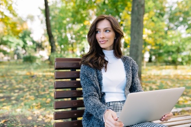 AI Influencers: 5 Tips to Drive Business Growth