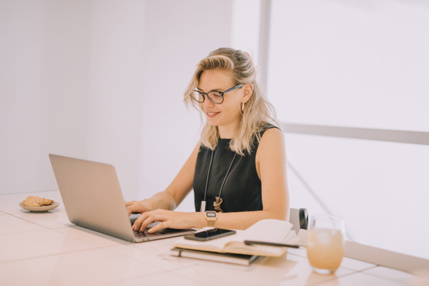 Marketers: 10 Time Management Strategies to Boost Productivity 

